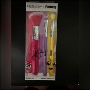 Makeup Revolution x Fortnite Makeup Brush Set New NIB‎